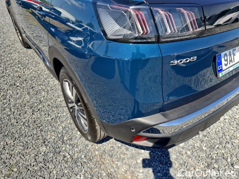  Peugeot  3008  (2016)  1.5bHDi 130 Allure #29