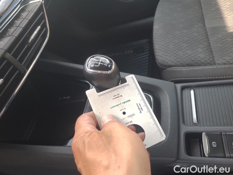  Skoda  Octavia  Lim. (NX3)(2020)  2.0TDI 85 Style 5d #12