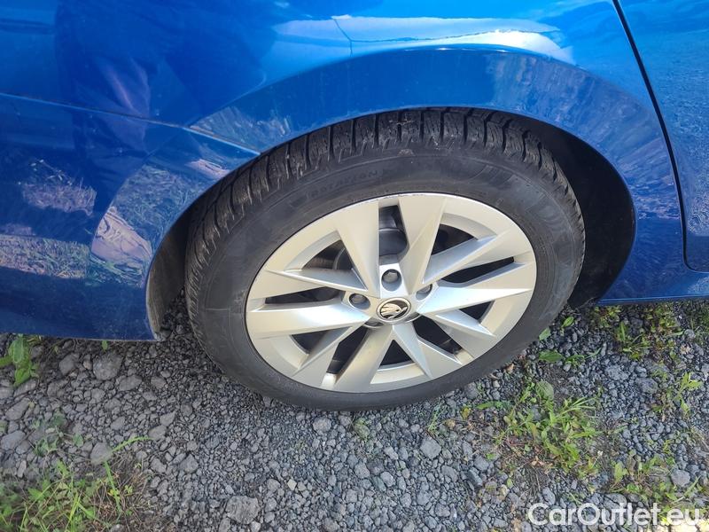  Skoda  Octavia  Lim. (NX3)(2020)  2.0TDI 85 Style 5d #5