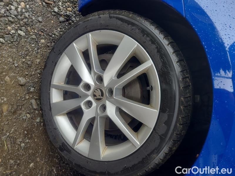  Skoda  Octavia  Combi  (5E5)(03.2017->) Oct.Co1.5TSI CNG 131 Style AT #4
