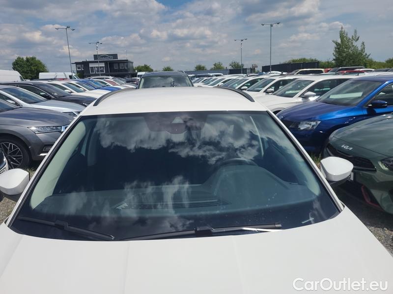 Skoda  Octavia  Combi (NX3)(2020) Oct.C.2.0 TDI 110 Ambition #1