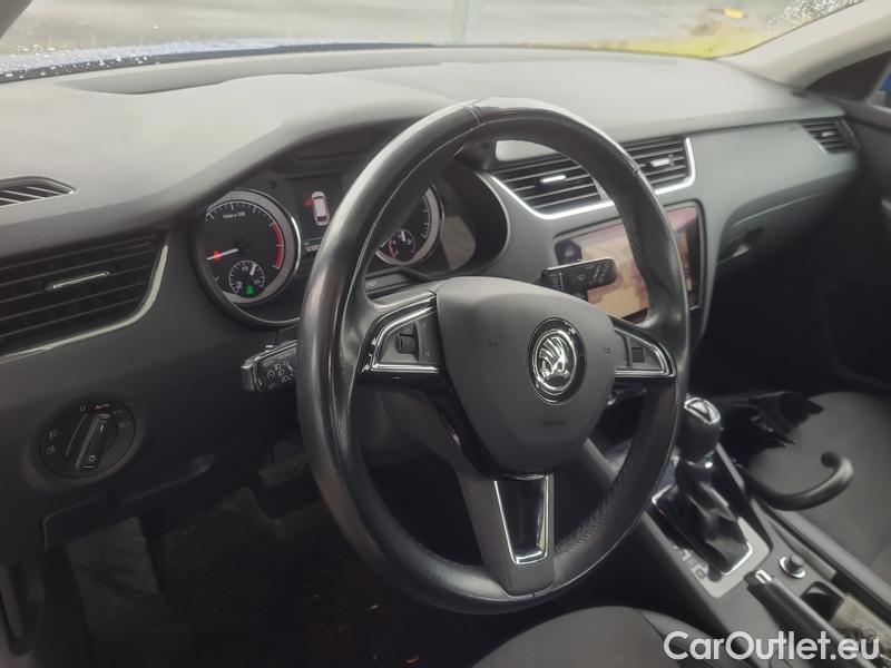  Skoda  Octavia  Combi  (5E5)(03.2017->) Oct.Co1.5TSI CNG 131 Style AT #8