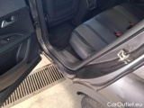  Peugeot  3008 PEUGEOT  / 2020 / 5P / SUV BLUEHDI 130 SeS ALLURE PACK #121