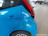  Toyota  Aygo TOYOTA  CONNECT / 2018 / 5P / BERLINA 1.0 VVT-I X-COOL MMT #60