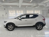  Volvo  XC 40 VOLVO XC40 / 2017 / 5P / SUV T2 MOMENTUM CORE #8