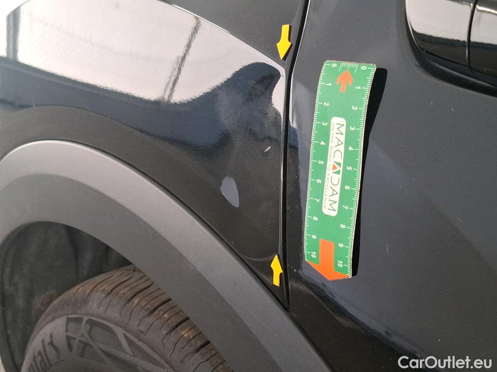  Citroen  C4  X Feel Pack 1.2 PureTech 130CV BVA8 6E #3