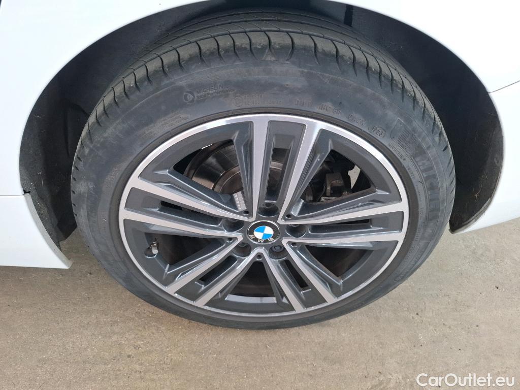  Bmw  Serie 1 BMW Série 1 / 2019 / 5P / Berline 116i DKG7 Business Design #32