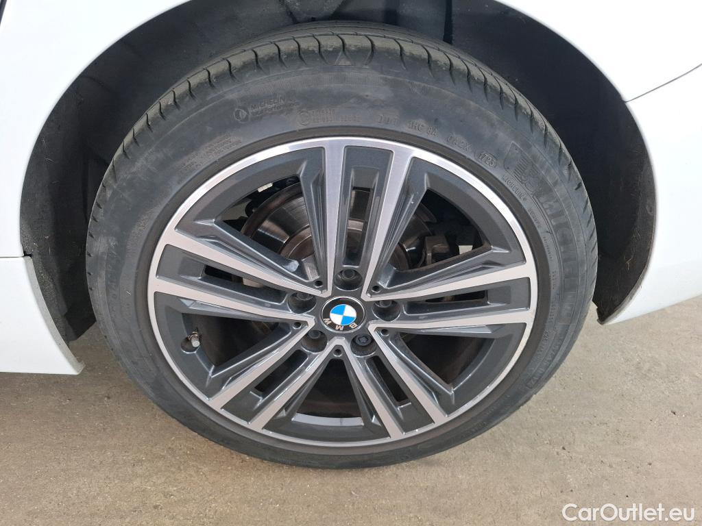  Bmw  Serie 1 BMW Série 1 / 2019 / 5P / Berline 116i DKG7 Business Design #33