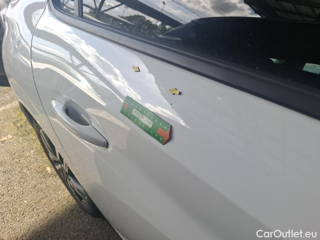  Peugeot  208  Style 1.2 PureTech 75CV BVM5 E6d #3