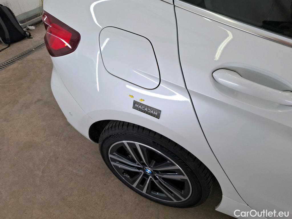  Bmw  Serie 1 BMW Série 1 / 2019 / 5P / Berline 116i DKG7 Business Design #41