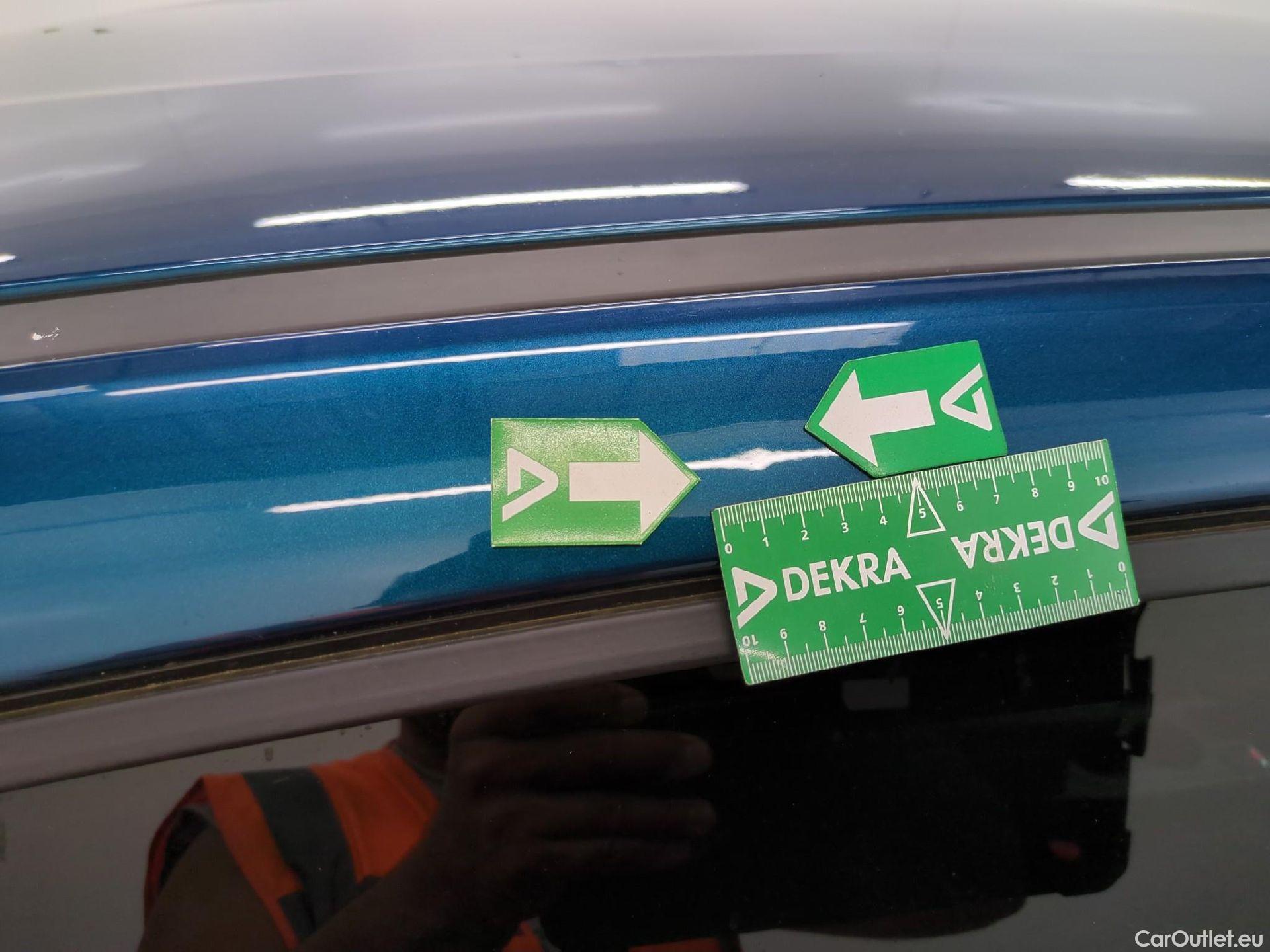  Renault  Arkana RENAULT  / 2021 / 5P / SUV Evolution mild hybrid 140 EDC -22 #80