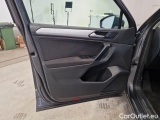  Volkswagen  Tiguan VOLKSWAGEN  / 2016 / 5P / SUV 2.0 TDI SCR 110KW BUSINESS BMT DSG #182