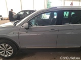 Volkswagen  Tiguan VOLKSWAGEN  / 2020 / 5P / SUV 2.0 TDI SCR 110KW LIFE DSG #68