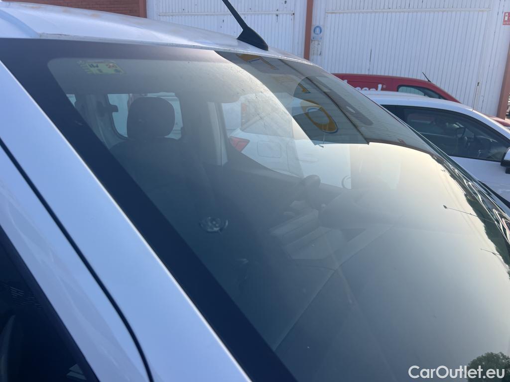  Toyota  Proace TOYOTA  CITY COMBI 1.5D 75kW (100CV) GX L1 (AC) #1