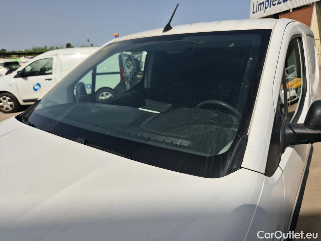  Citroen  Berlingo CITROEN  / 2018 / 3P / furgón derivado de turismo Talla M BlueHDi 100 CONTROL #1