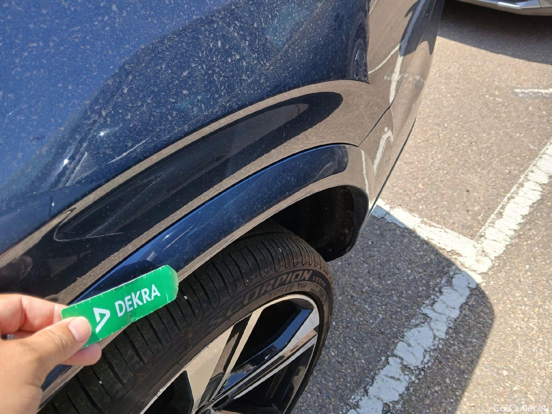  Volvo  XC90 VOLVO  / 2019 / 5P / todoterreno 2.0 T8 AWD Recharge R-Design Auto #16