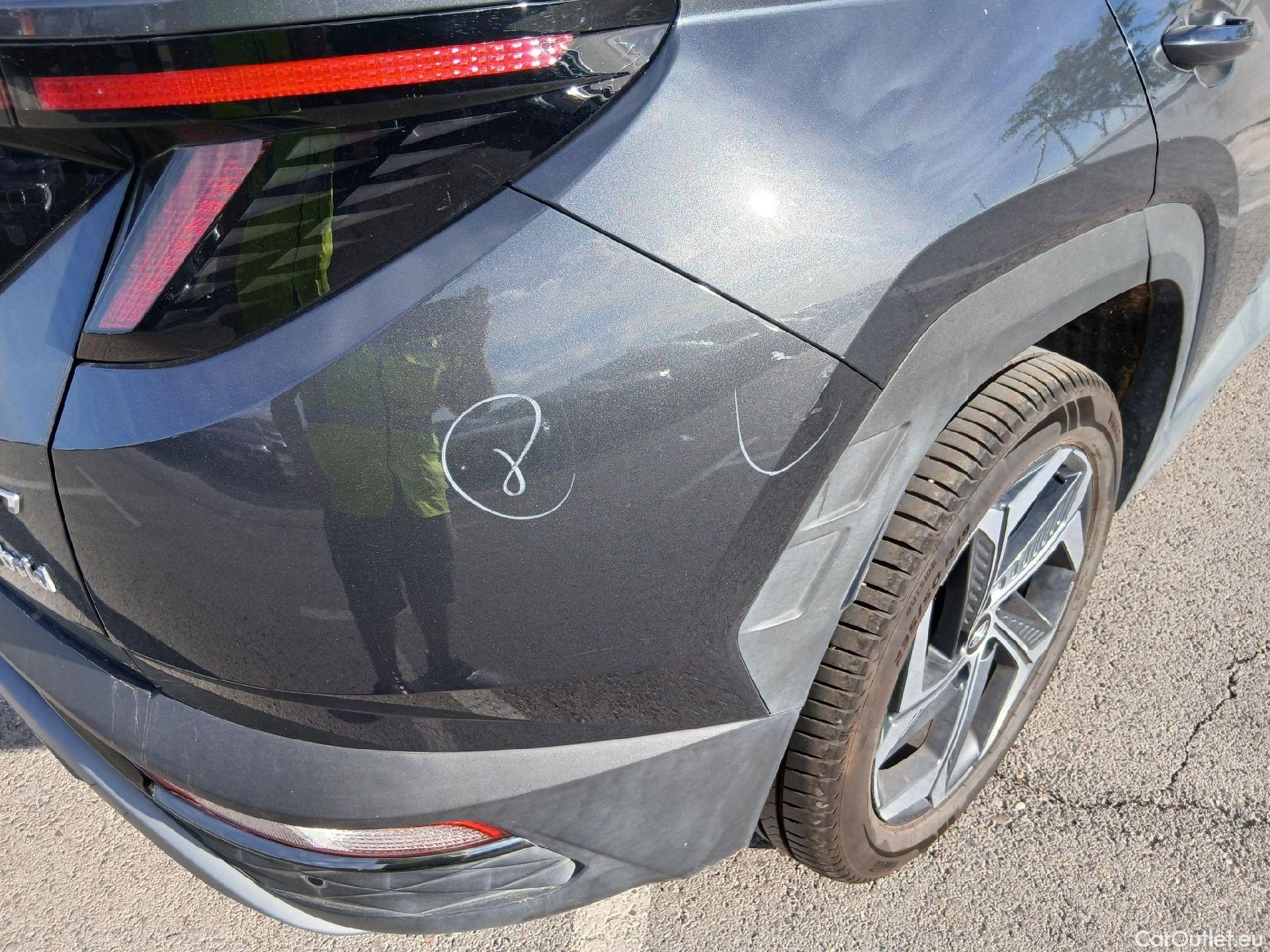  Hyundai  Tucson HYUNDAI  / 2020 / 5P / todoterreno 1.6 TGDI 169kW HEV Tecno Auto 2C #16