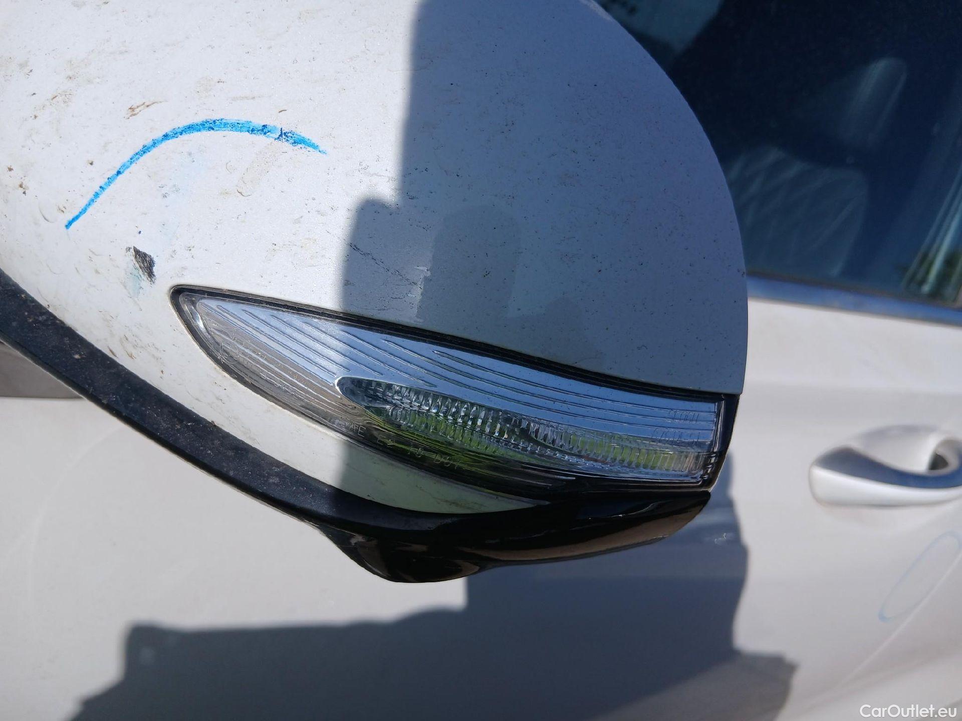  Hyundai  Santa Fe HYUNDAI  / 2021 / 5P / todoterreno 1.6 TGDi PHEV Style Auto 4x4 #21