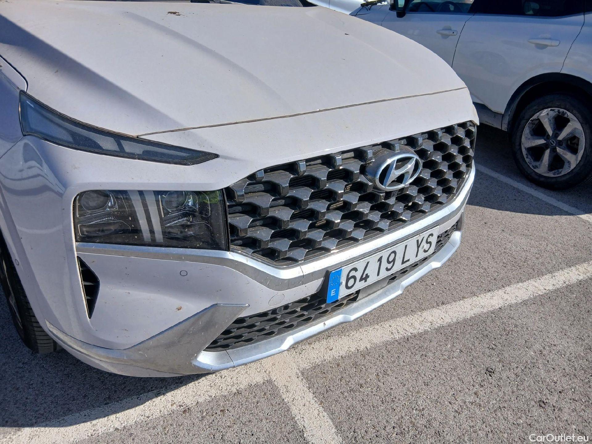  Hyundai  Santa Fe HYUNDAI  / 2021 / 5P / todoterreno 1.6 TGDi PHEV Style Auto 4x4 #10
