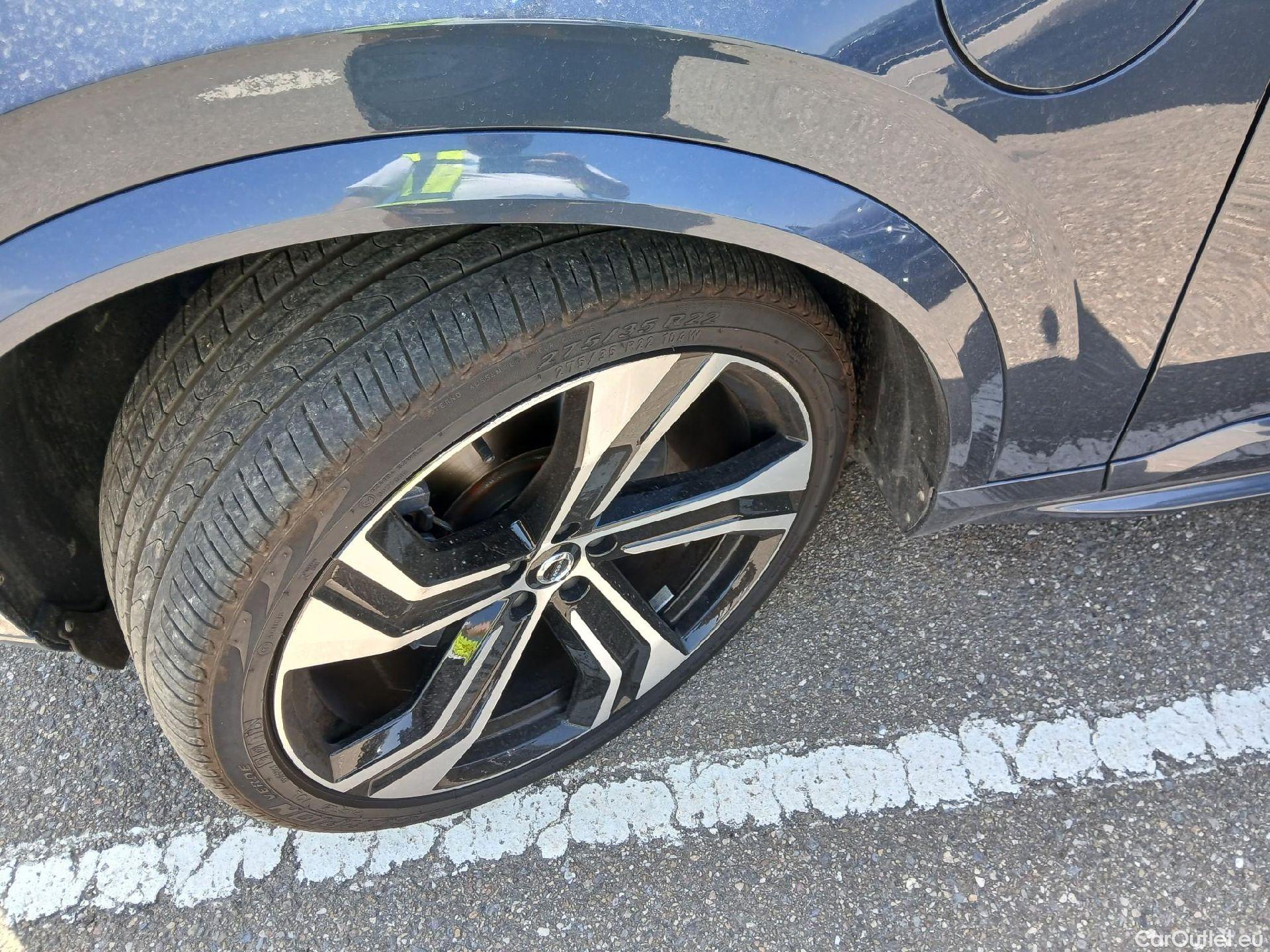  Volvo  XC90 VOLVO  / 2019 / 5P / todoterreno 2.0 T8 AWD Recharge R-Design Auto #11