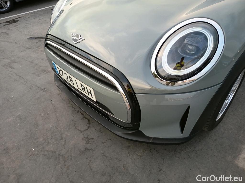  Mini  Mini   / 2021 / 3P / berlina con portón ONE #26
