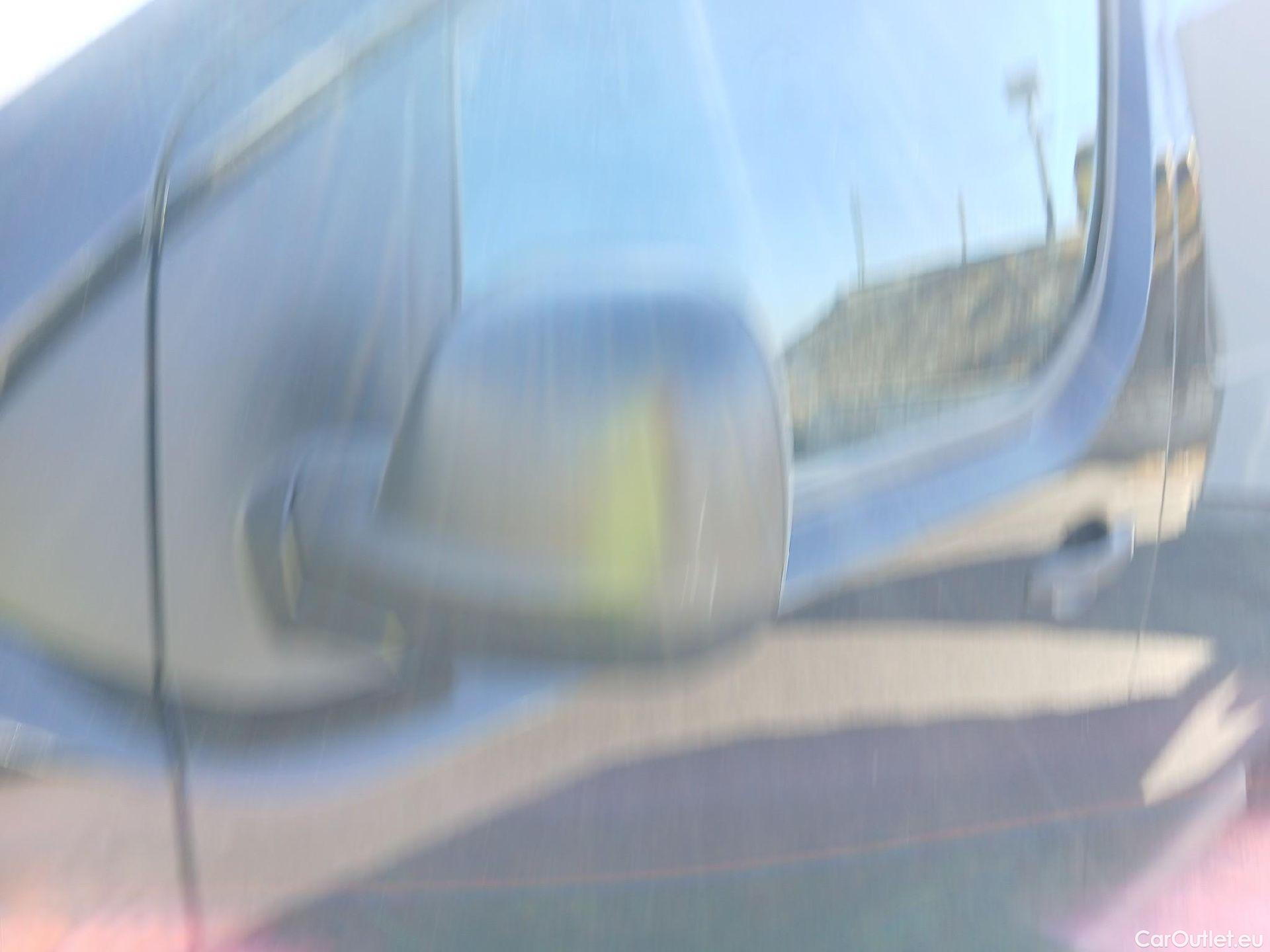  Opel  Vivaro OPEL  / 2019 / 4P / furgón 1.5 Diésel 74kW (100CV) S Std Express #9