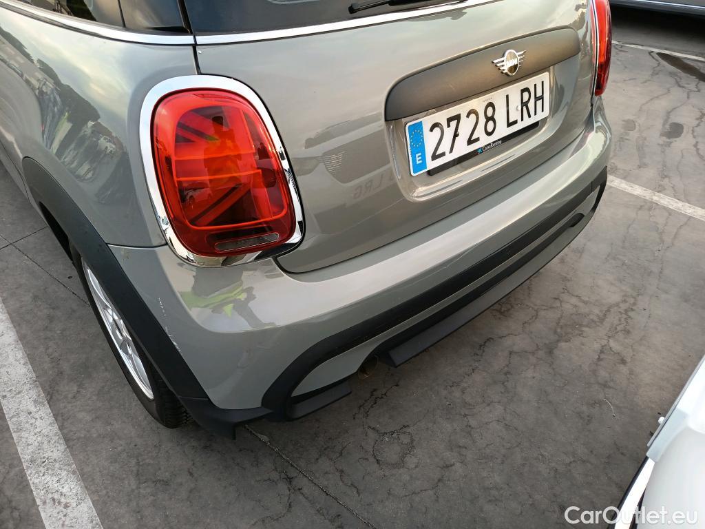  Mini  Mini   / 2021 / 3P / berlina con portón ONE #14
