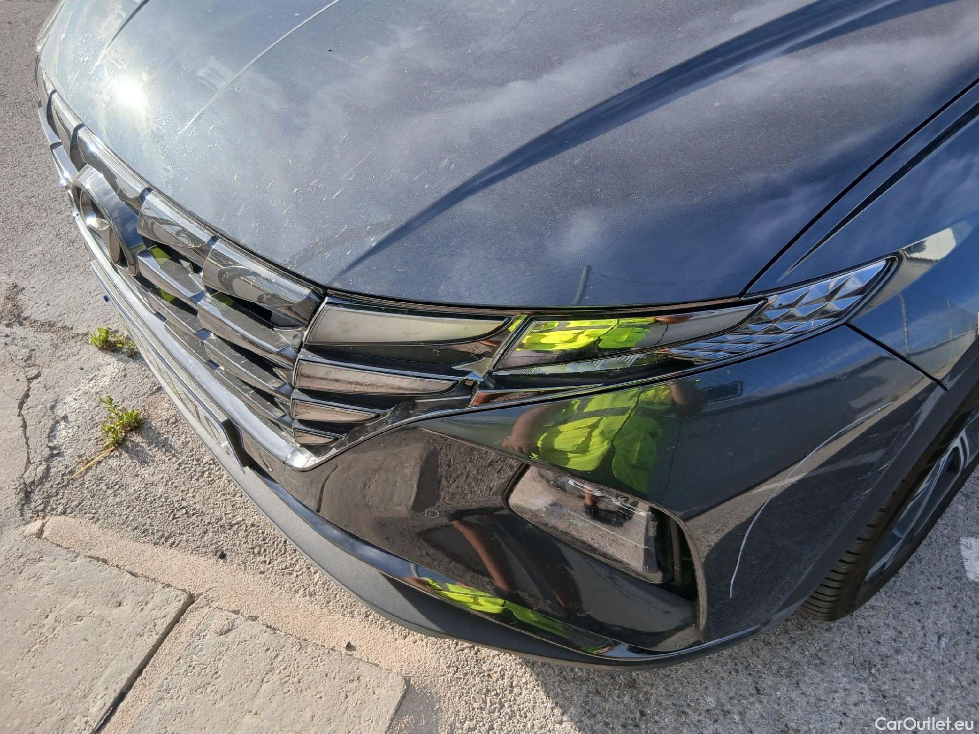  Hyundai  Tucson HYUNDAI  / 2020 / 5P / todoterreno 1.6 TGDI 169kW HEV Tecno Auto 2C #5