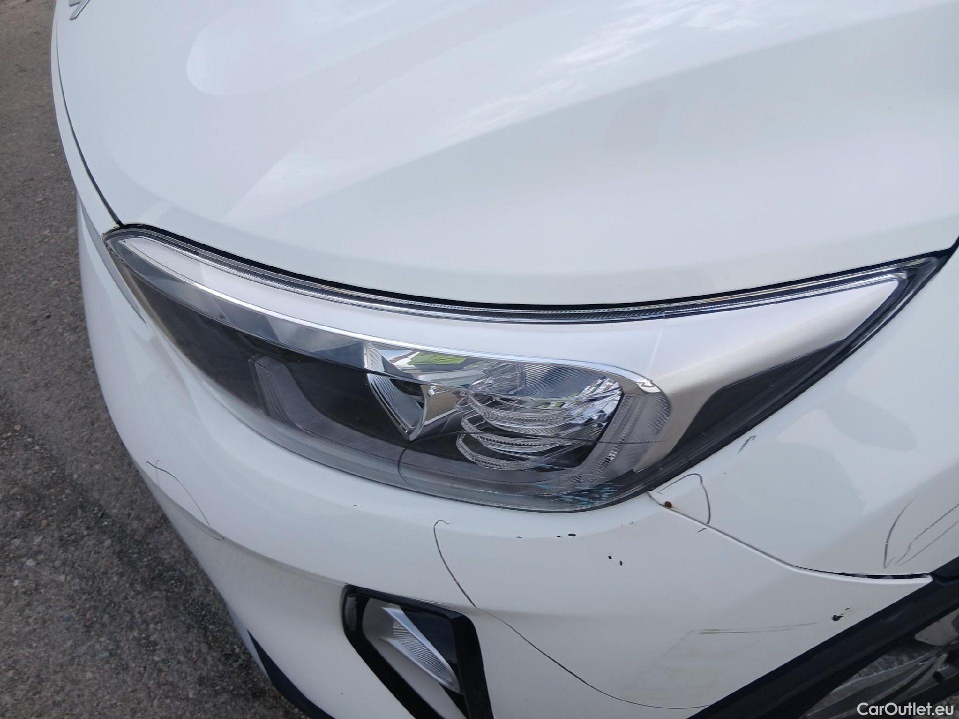  KIA  STONIC KIA  / 2017 / 5P / todoterreno 1.2 DPi 62kW (84CV) Concept #6