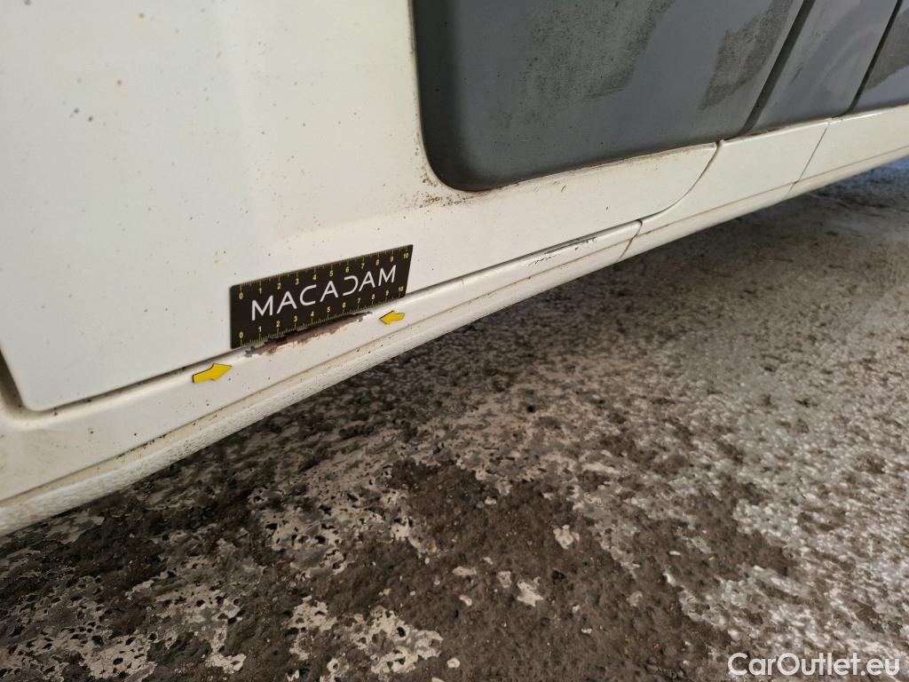  Citroen  Jumper CITROEN  VU 4p Fourgon 35 L3H2 BlueHDi 130 BVM6 Club #26
