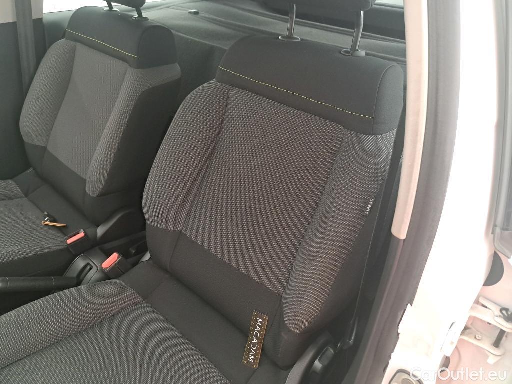  Citroen  C3  Société Feel 1.2 PureTech 80CV BVM5 6E #23