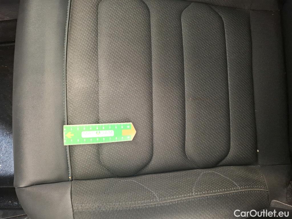  Citroen  C5 Aircross CITROEN  / 2022 / 5P / SUV Hybride rechargeable 225 e-EAT8 Feel #33