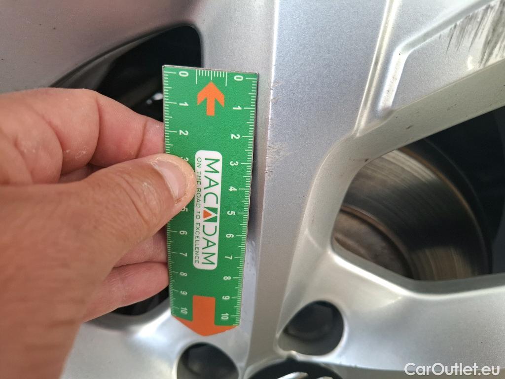  Citroen  C5 Aircross CITROEN  / 2022 / 5P / SUV Hybride rechargeable 225 e-EAT8 Feel #23