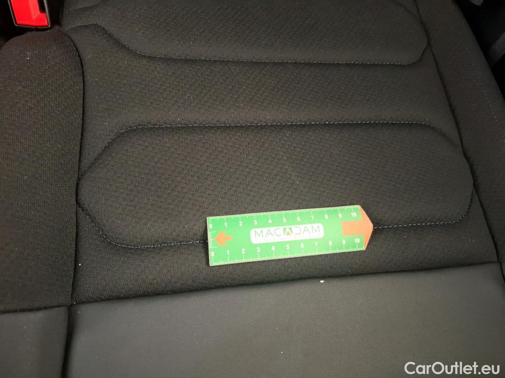  Citroen  C5 Aircross CITROEN  / 2022 / 5P / SUV Hybride rechargeable 225 e-EAT8 Feel #35
