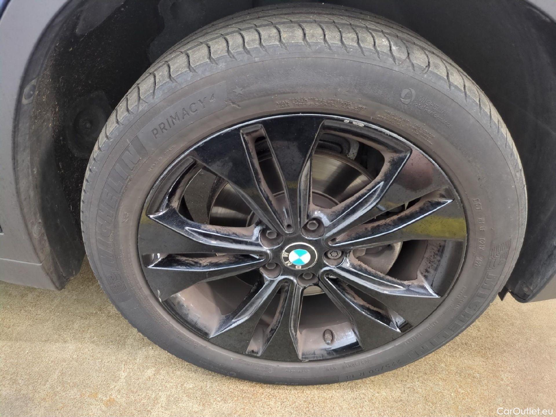  Bmw  X1 BMW  / 2019 / 5P / SUV xDrive18d Business Design BVA8 #2