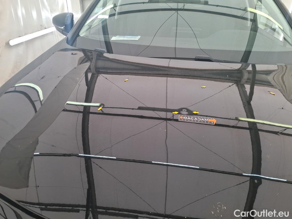  Peugeot  5008 PEUGEOT  / 2016 / 5P / SUV Puretech 130 S&S EAT8 Allure #11
