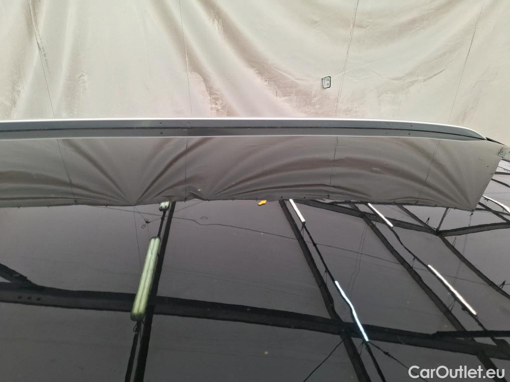  Peugeot  5008 PEUGEOT  / 2016 / 5P / SUV Puretech 130 S&S EAT8 Allure #5