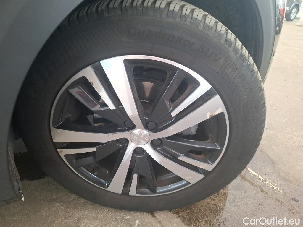  Peugeot  5008 PEUGEOT  / 2016 / 5P / SUV Puretech 130 S&S EAT8 Allure #65