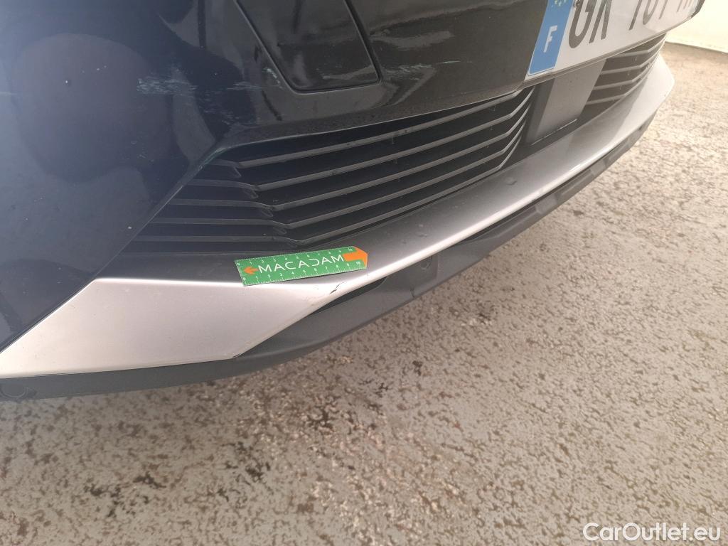  Peugeot  5008  Allure Pack 1.5 HDi 130CV BVA8 7 Sieges E6d #41