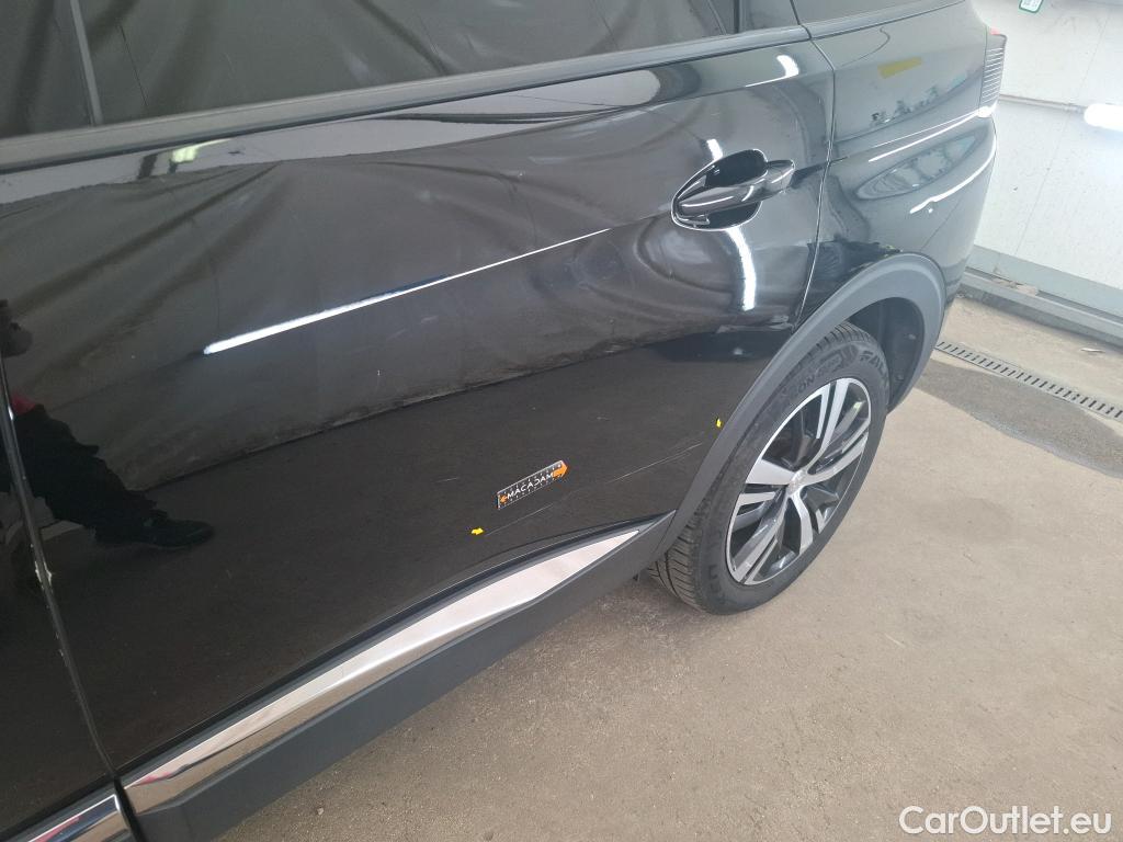  Peugeot  5008 PEUGEOT  / 2016 / 5P / SUV Puretech 130 S&S EAT8 Allure #19