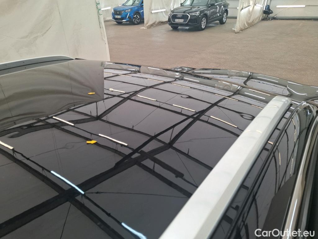  Peugeot  5008 PEUGEOT  / 2016 / 5P / SUV Puretech 130 S&S EAT8 Allure #7