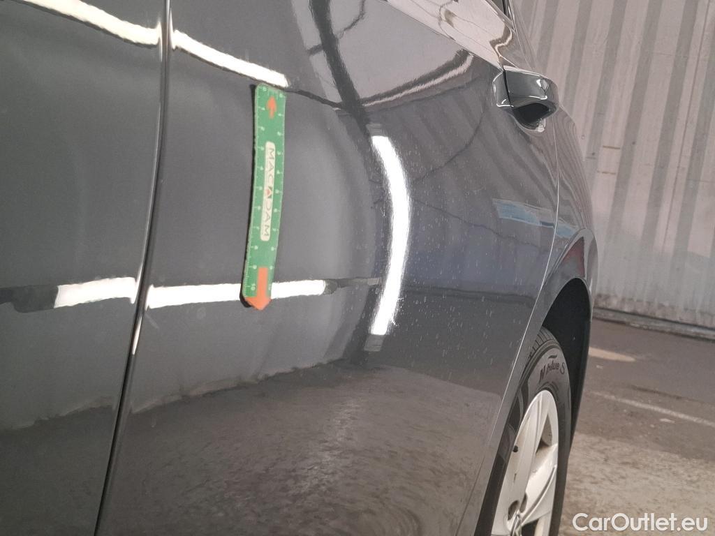  Volkswagen  Golf  VIII Berline Life Plus 2.0 TDI 115CV BVA7 E6d #3