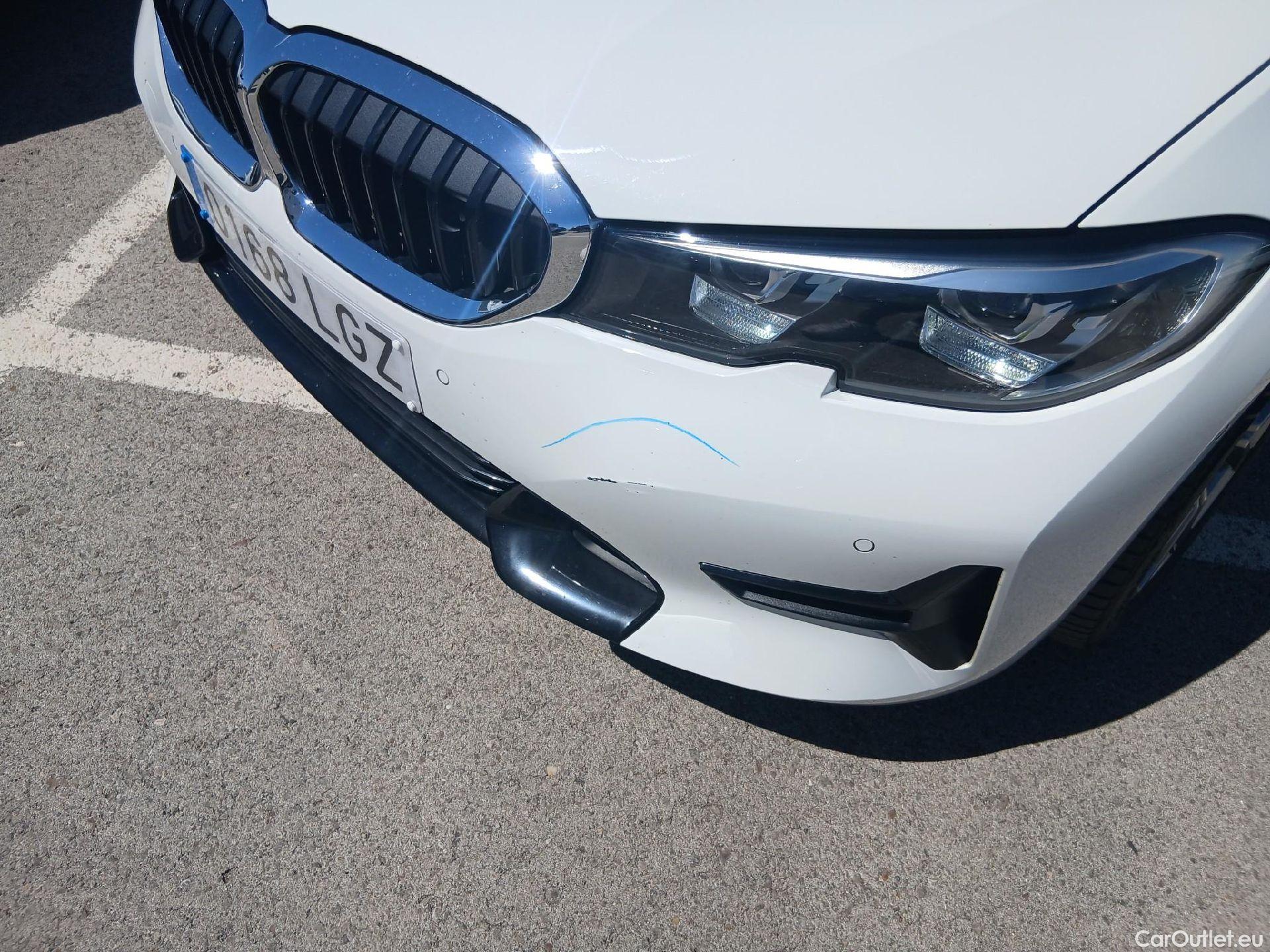  Bmw  Serie 3 BMW  / 2018 / 4P / sedán 320d Auto. #Acabado Sport# #1