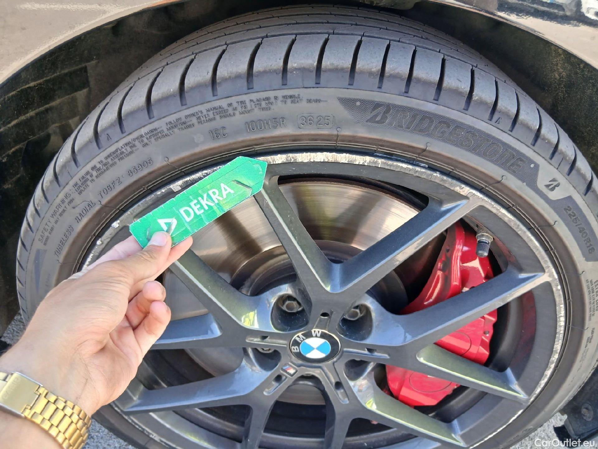  Bmw  Serie 1 BMW  / 2019 / 5P / berlina con portón 120d #Acabado M Sport#
 #31