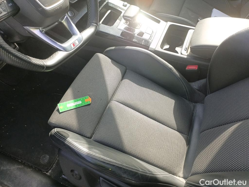  Audi  Q5 AUDI  / 2020 / 5P / todoterreno Black line 35 TDI 120kW S tronic #3