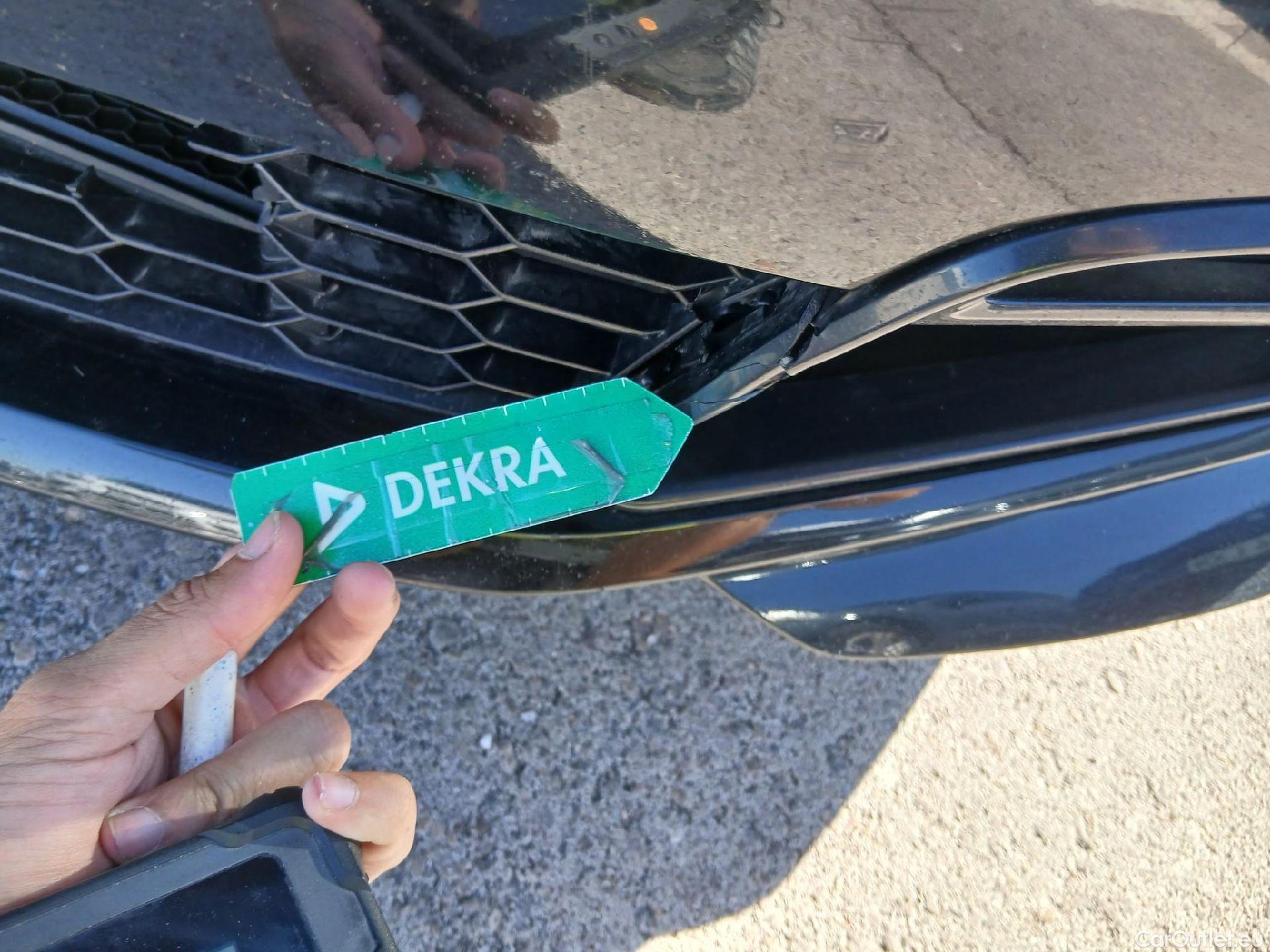  Bmw  Serie 1 BMW  / 2019 / 5P / berlina con portón 120d #Acabado M Sport#
 #8