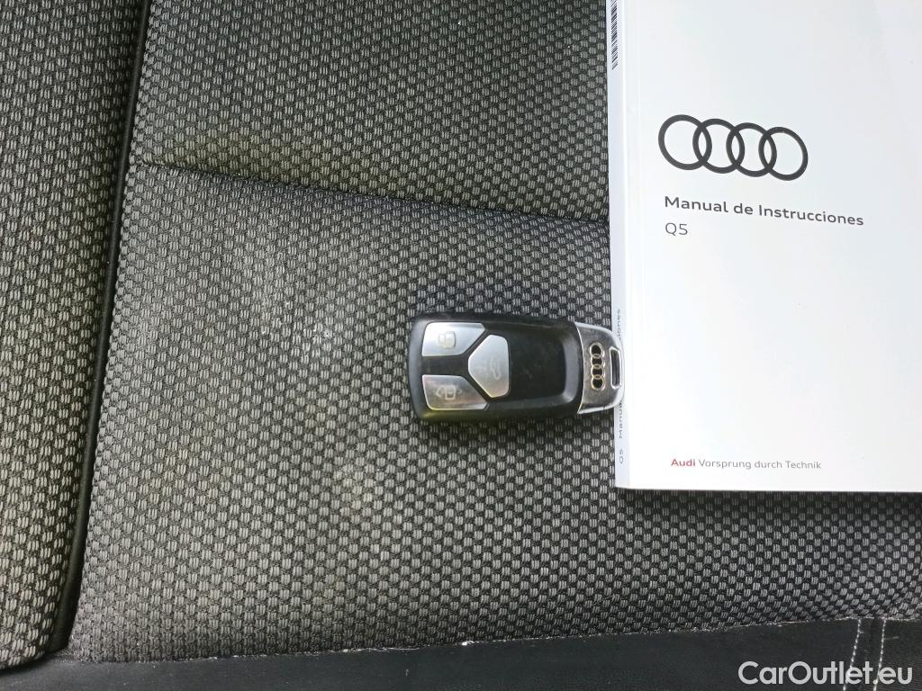  Audi  Q5 AUDI  / 2020 / 5P / todoterreno Black line 35 TDI 120kW S tronic #2
