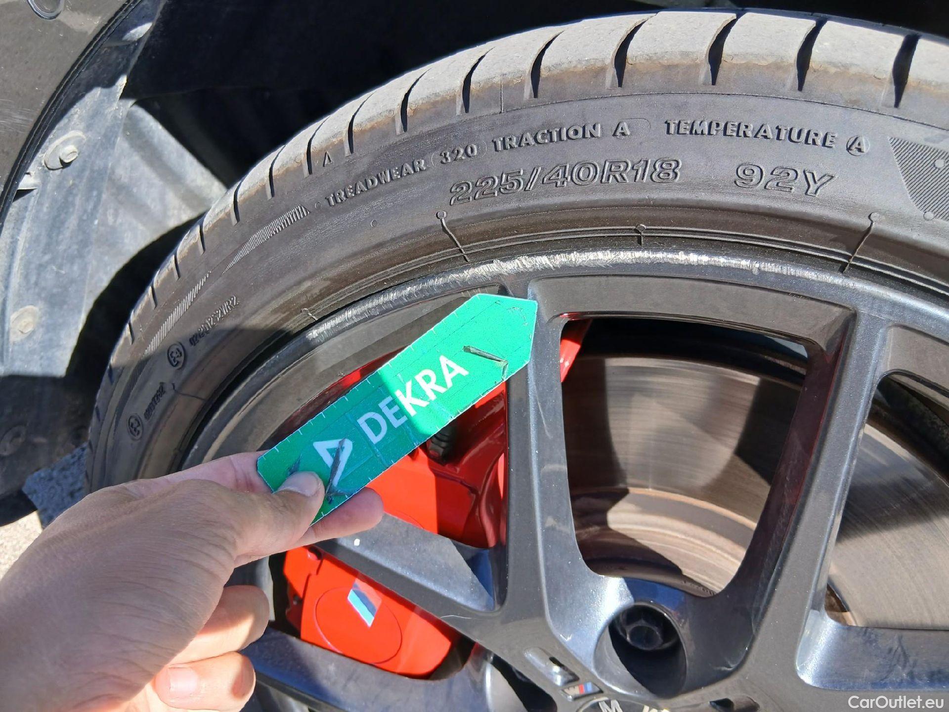  Bmw  Serie 1 BMW  / 2019 / 5P / berlina con portón 120d #Acabado M Sport#
 #12