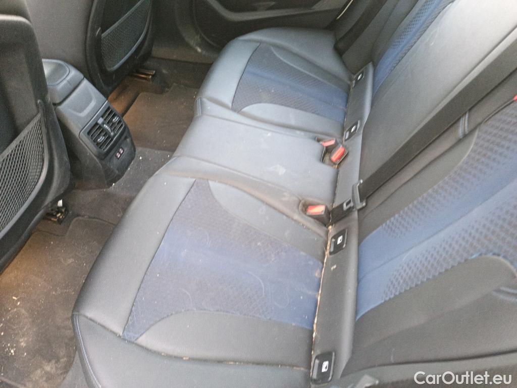  Bmw  Serie 1 BMW  / 2019 / 5P / berlina con portón 118d #Acabado M Sport# #18