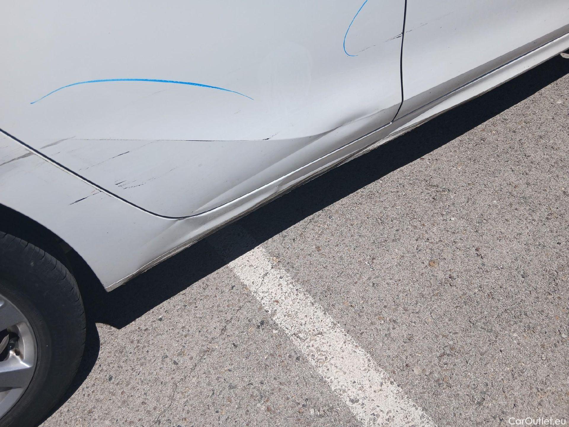  Opel  Corsa OPEL  / 2019 / 5P / berlina con portón  1.2T XHL 74kW (100CV) Edition (2) #19